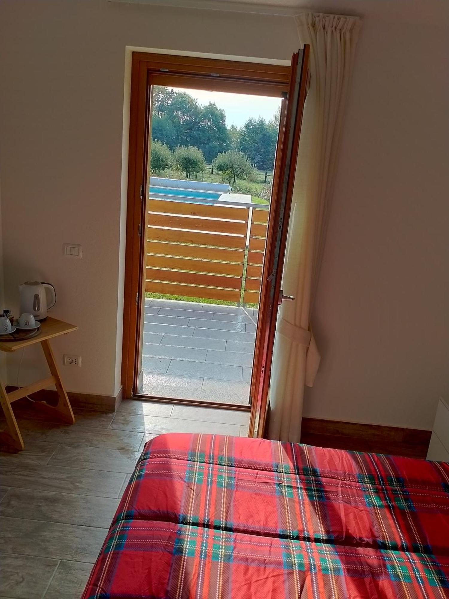 Agriturismo L'Antico Sapore Baraggia di Boca Ngoại thất bức ảnh