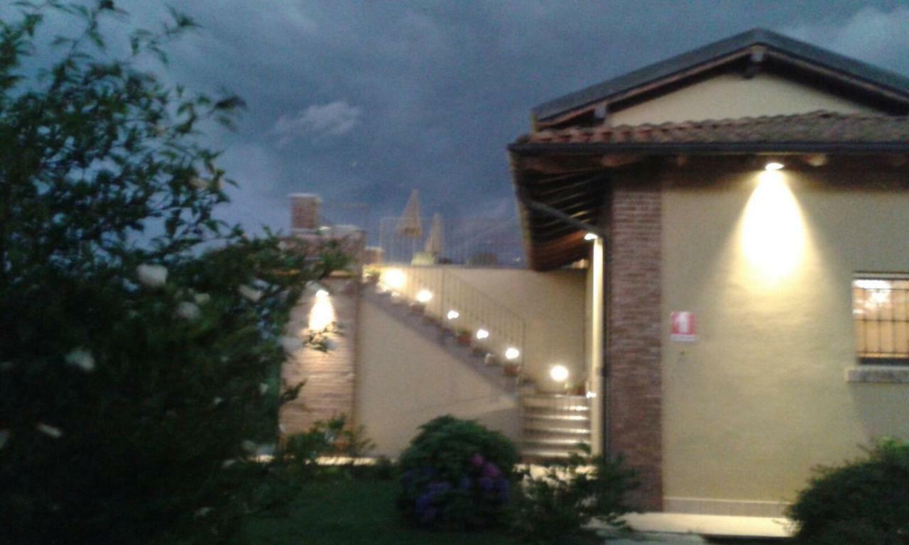 Agriturismo L'Antico Sapore Baraggia di Boca Ngoại thất bức ảnh